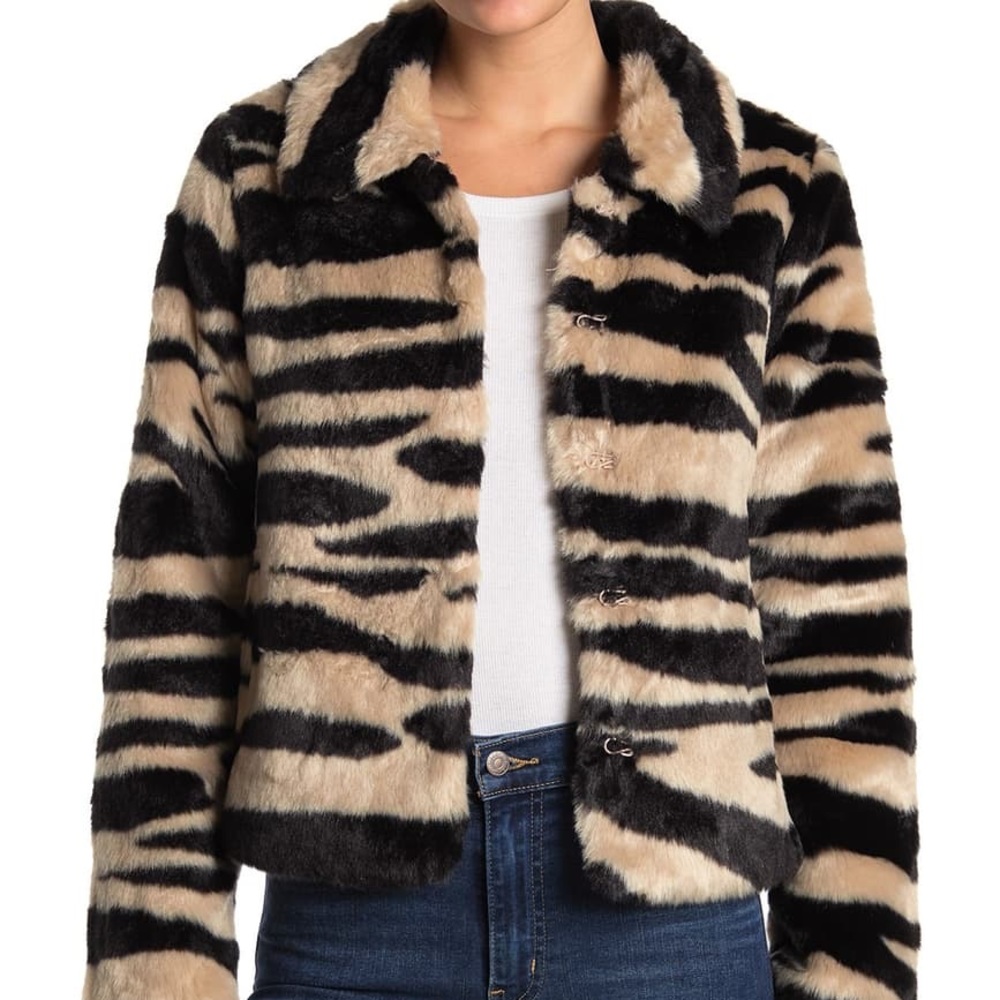 *SALE* NWT LOVE TOKEN Ireland Zebra Faux Fur Jacket sz M